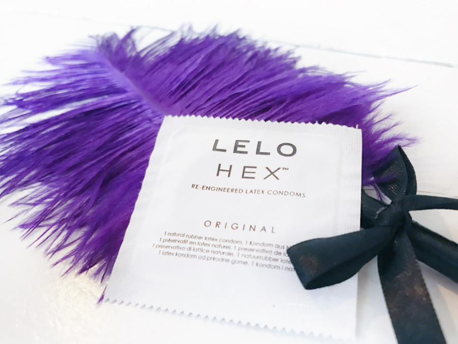 lelo-hex-condoom